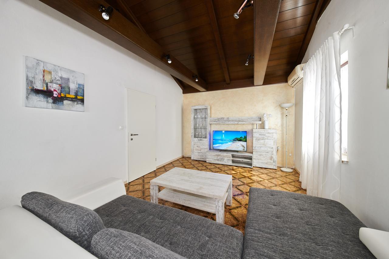 Apartments Gvarda Umag Extérieur photo